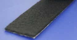 Uszczelka filcowa czarna klej 2,5x25 mm rolka 10 mb, 016033-8