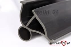 Uszczelka dolna bramy garażowej z komorą, 57-116